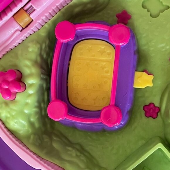 POLLY POCKET Unicorn Party Play Set - Picture 6 of 14